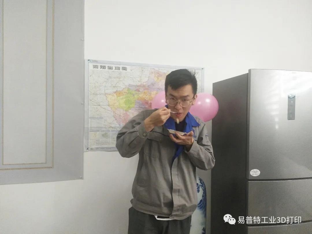 1587864500_3590.jpg 1587864500_3590.jpg