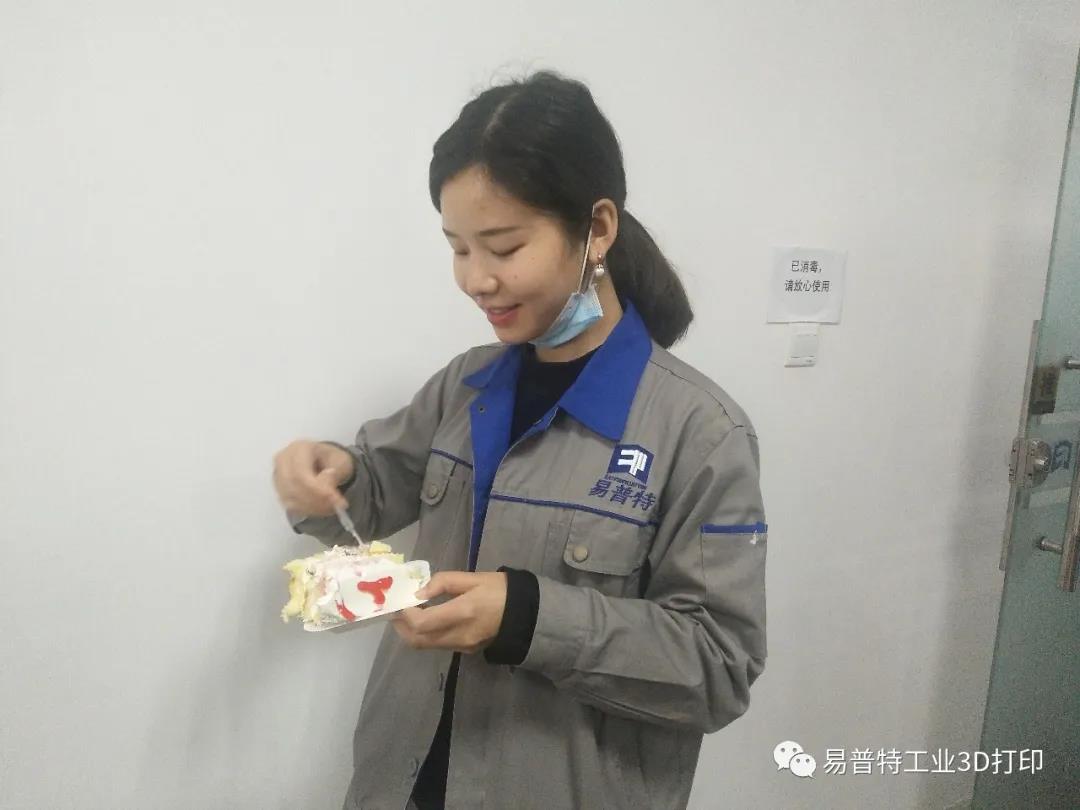 1587864576_9196.jpg 1587864576_9196.jpg